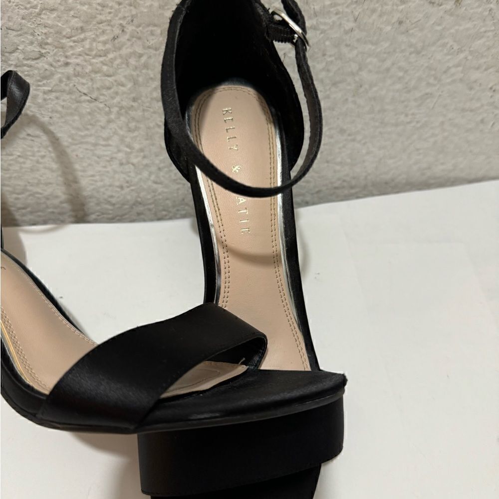 Kelly and Katie Kaini Satin Heels size 8.5 - Picture 5 of 11
